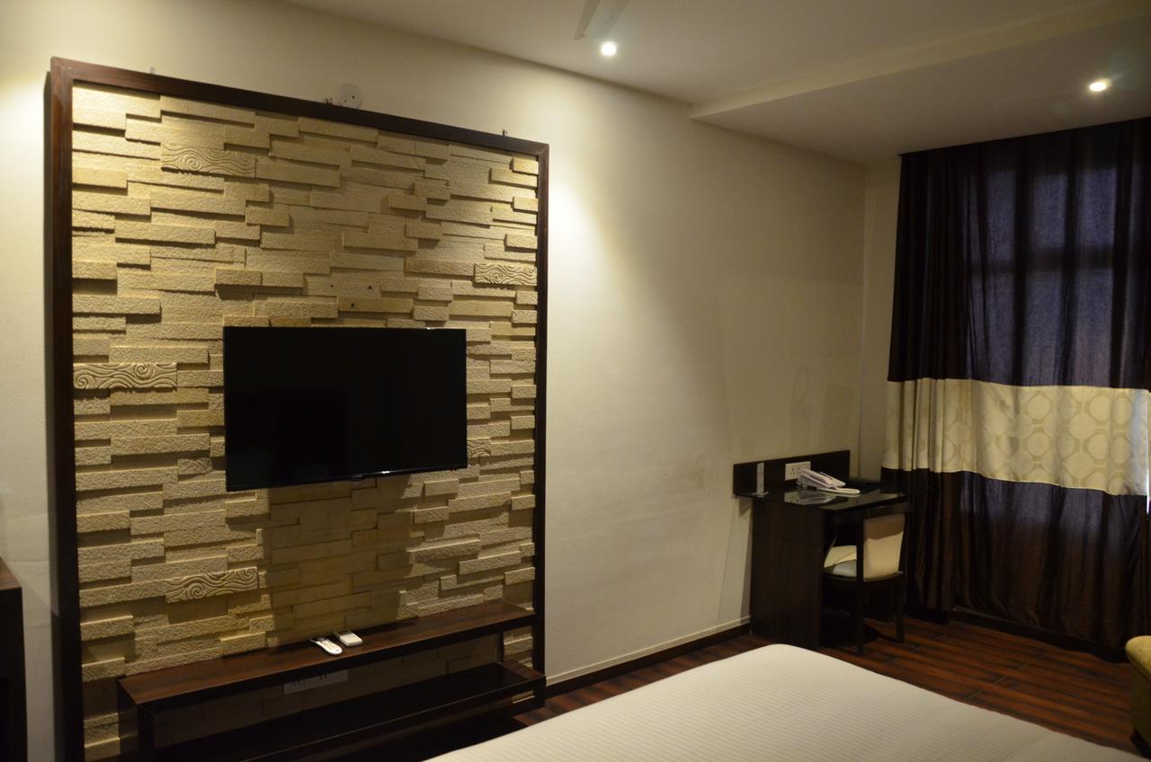 Hotel Fortune Blue Sikar Dış mekan fotoğraf
