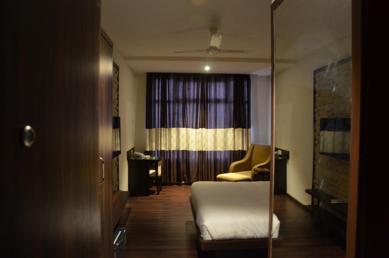 Hotel Fortune Blue Sikar Dış mekan fotoğraf