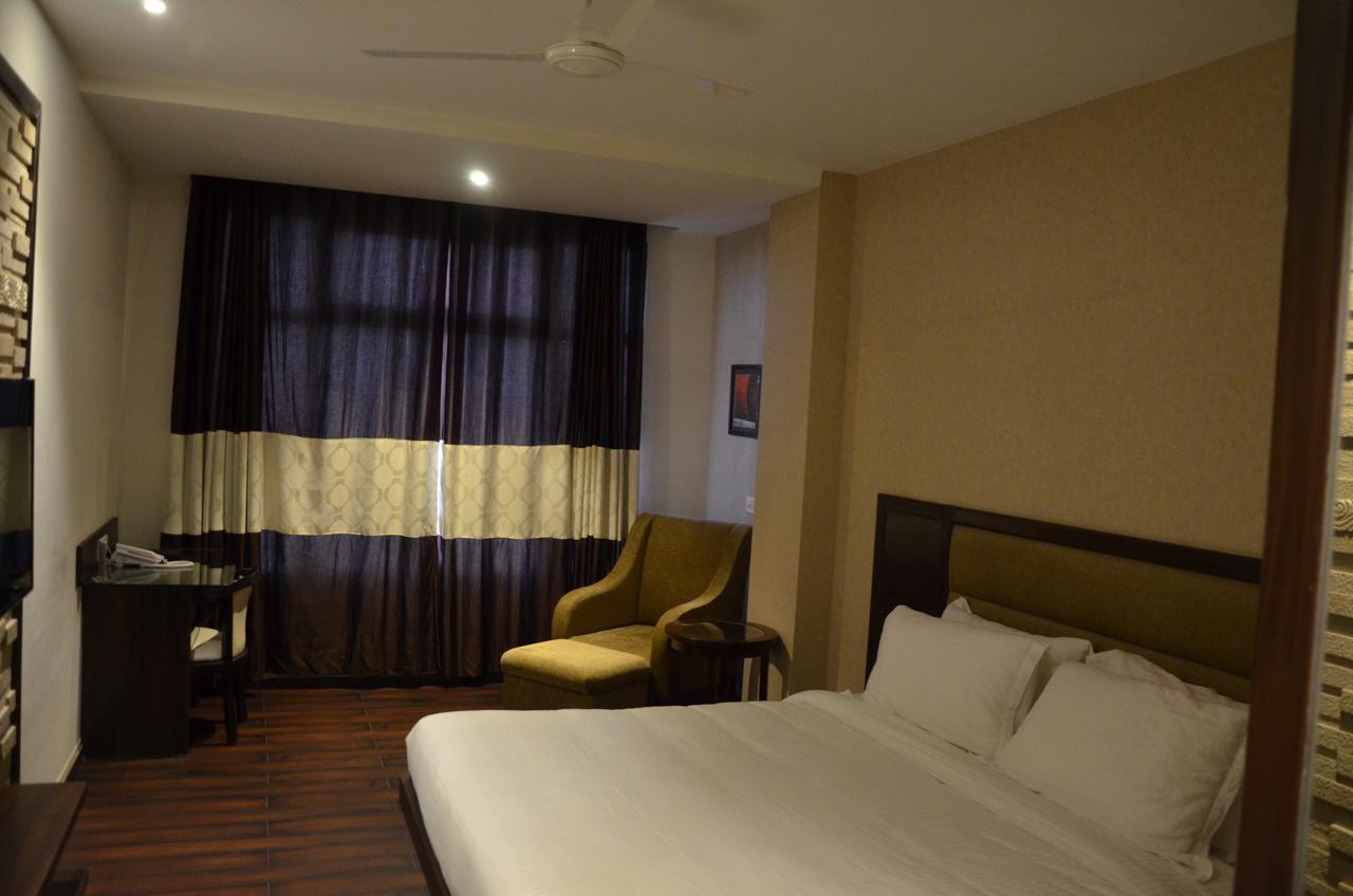 Hotel Fortune Blue Sikar Dış mekan fotoğraf
