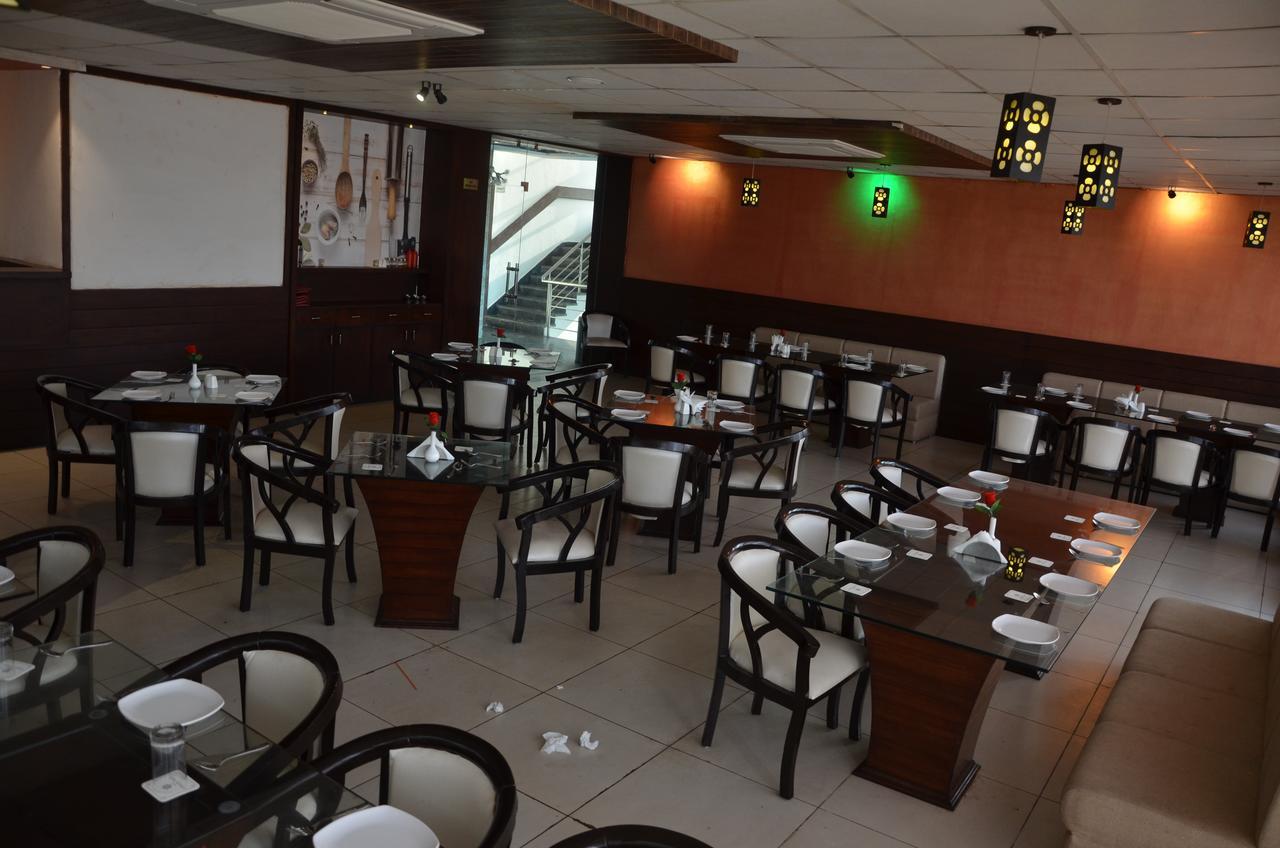 Hotel Fortune Blue Sikar Dış mekan fotoğraf